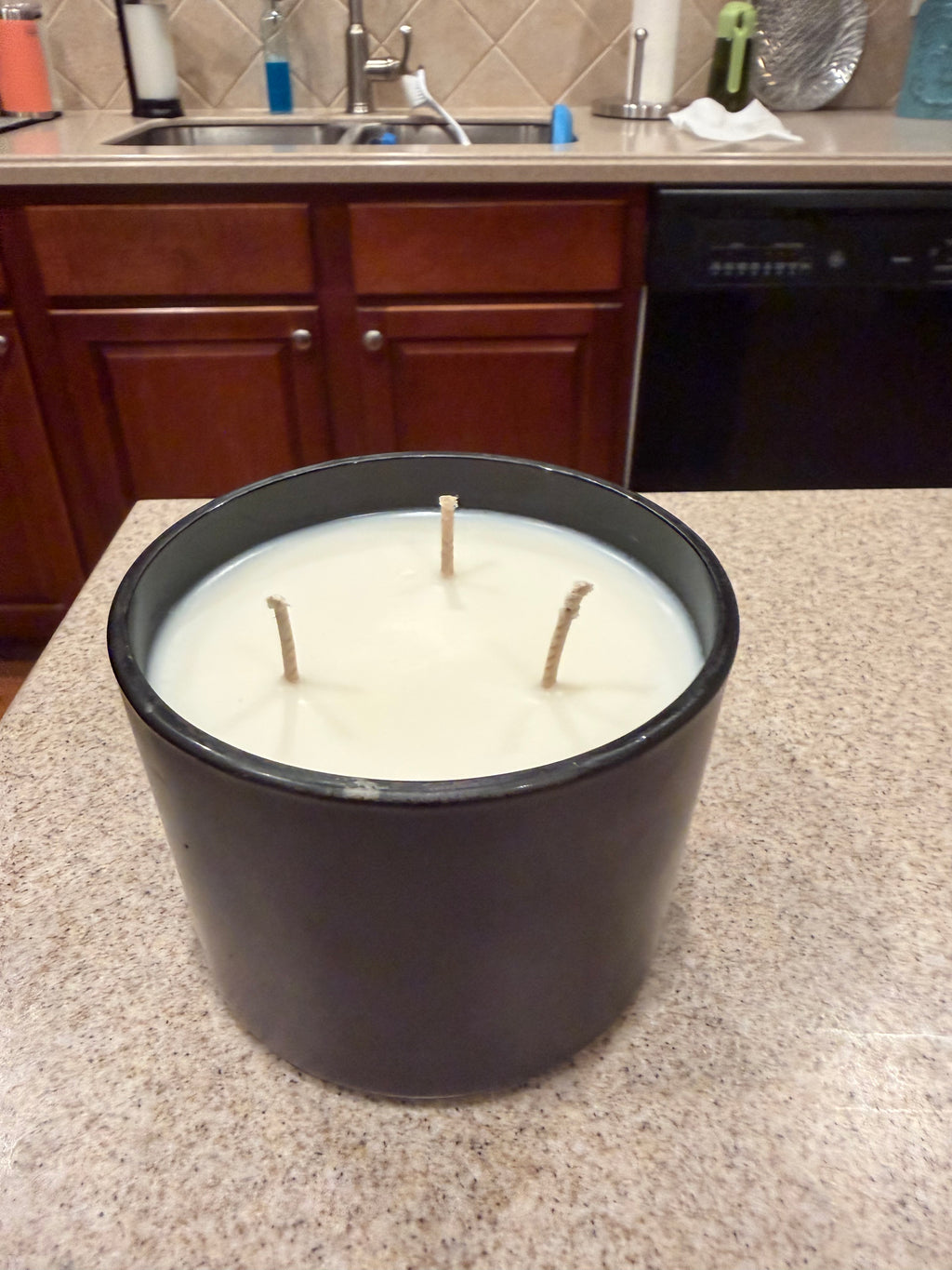 12 Ounce Round Glass Banana Nut Bread Soy Wax Candle