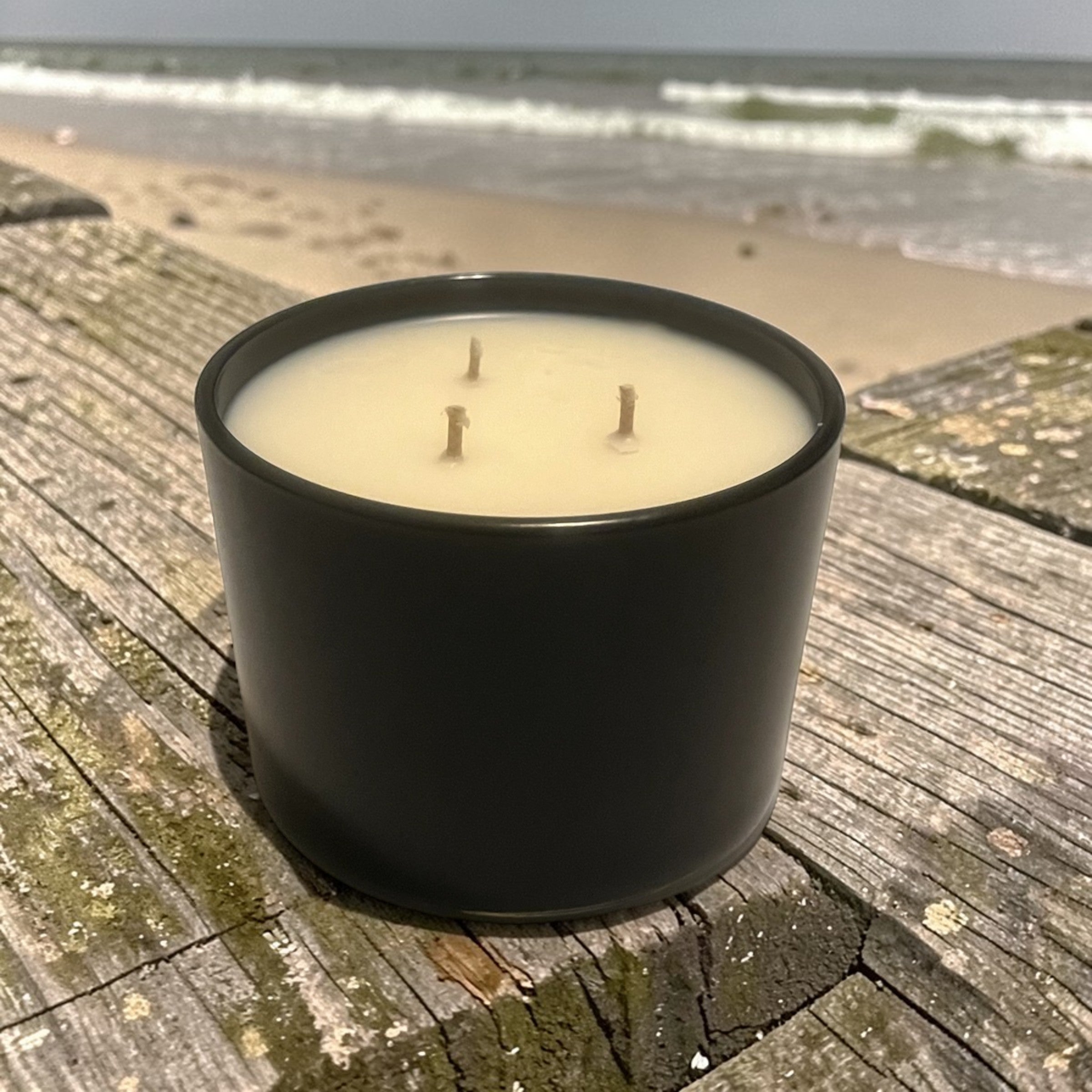 12 Ounce Round Glass Ocean breeze Soy Wax Candle