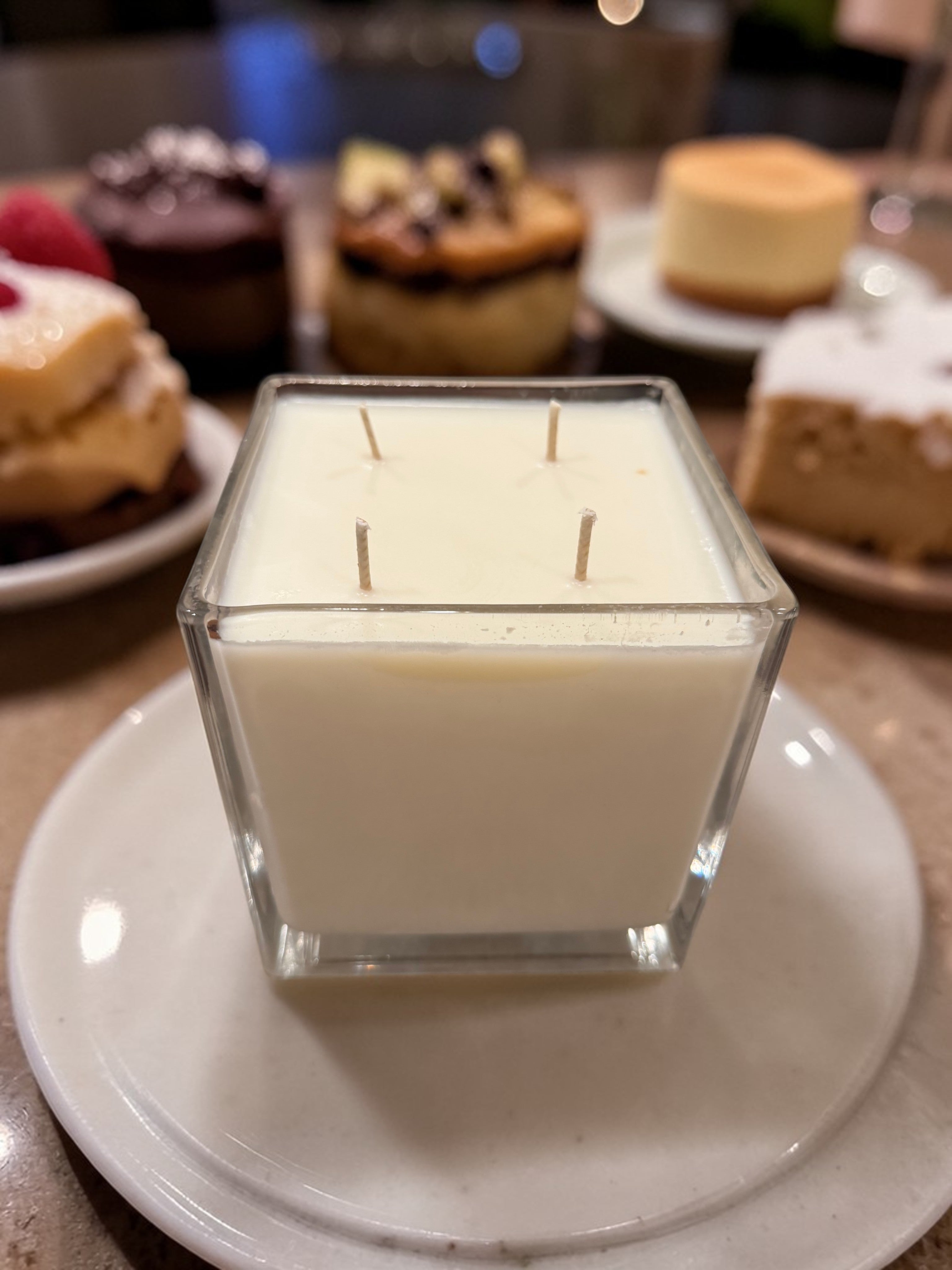 32 Ounce Square Glass Creme Brulé Soy Wax Candle